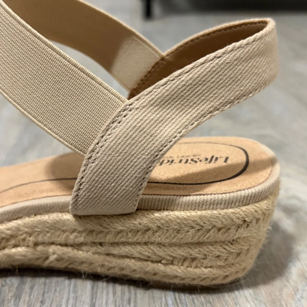 New! Women's Life Stride Tan Canvas Wedge Slip On Espadrille - 8.5 - Picture 7 of 11